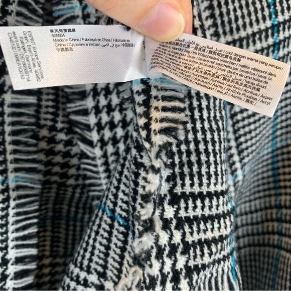Esprit Houndstooth Blanket Scarf Shawl Wrap Black White Fringe Blue Contrast - Picture 5 of 5